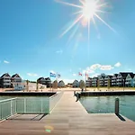 Mit Grosser Terrasse Сasa de vacaciones Rechlin