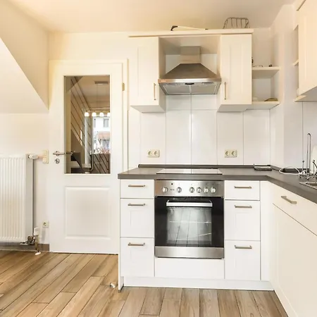 Mit Grosser Terrasse *