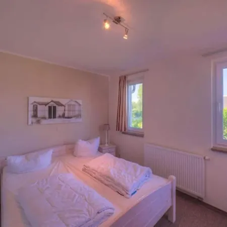 Mit Grosser Terrasse *